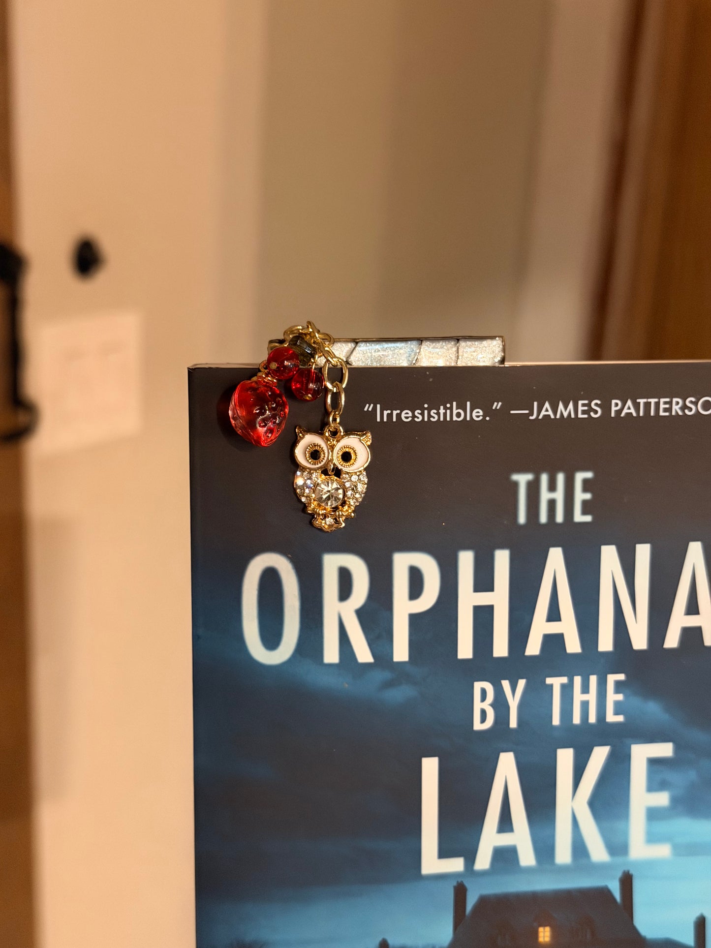 Stained Glass Mushroom Bookmark with Charms – Handmade Polymer Clay & Resin