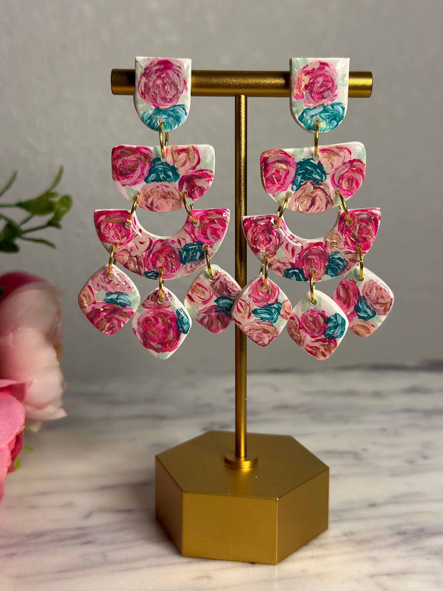 The Rose Dangles