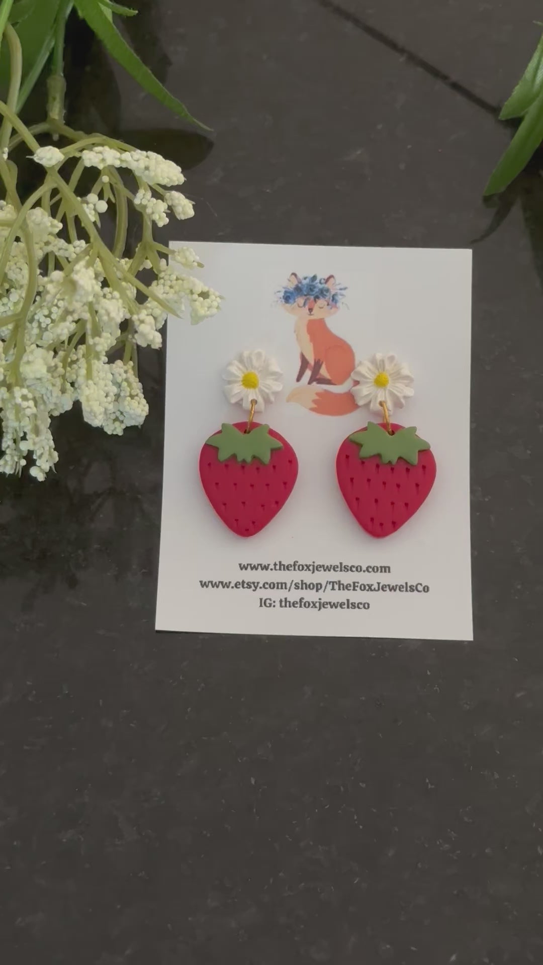 Strawberry Daisy, Earrings, Fruit earrings, Food jewelry, polymer clay earrings, Flower Earrings