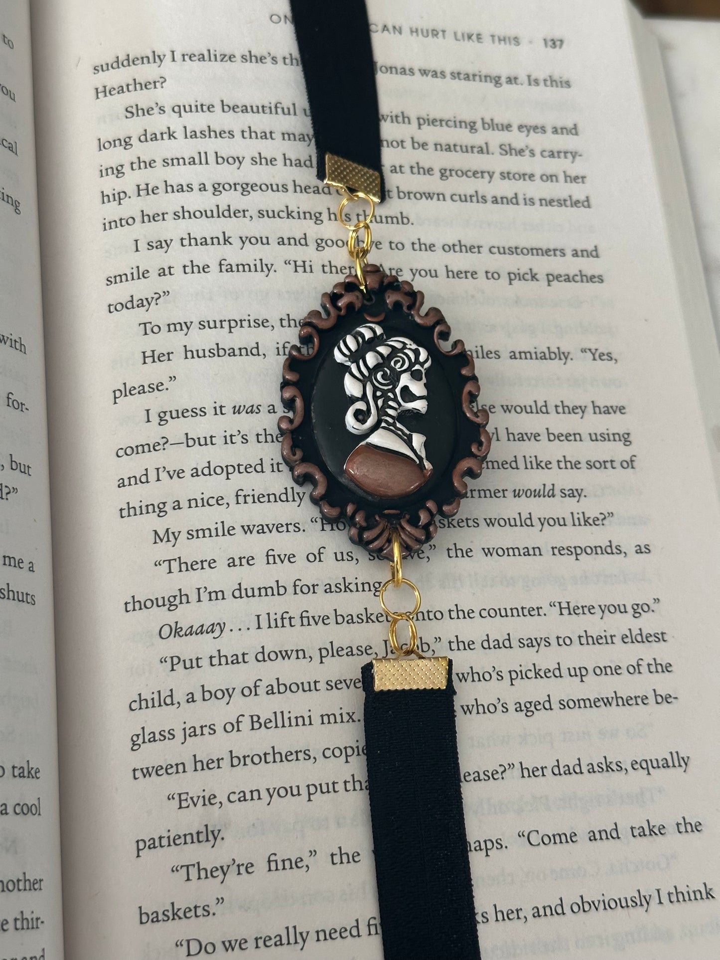 Vintage Cameo Bookmarks