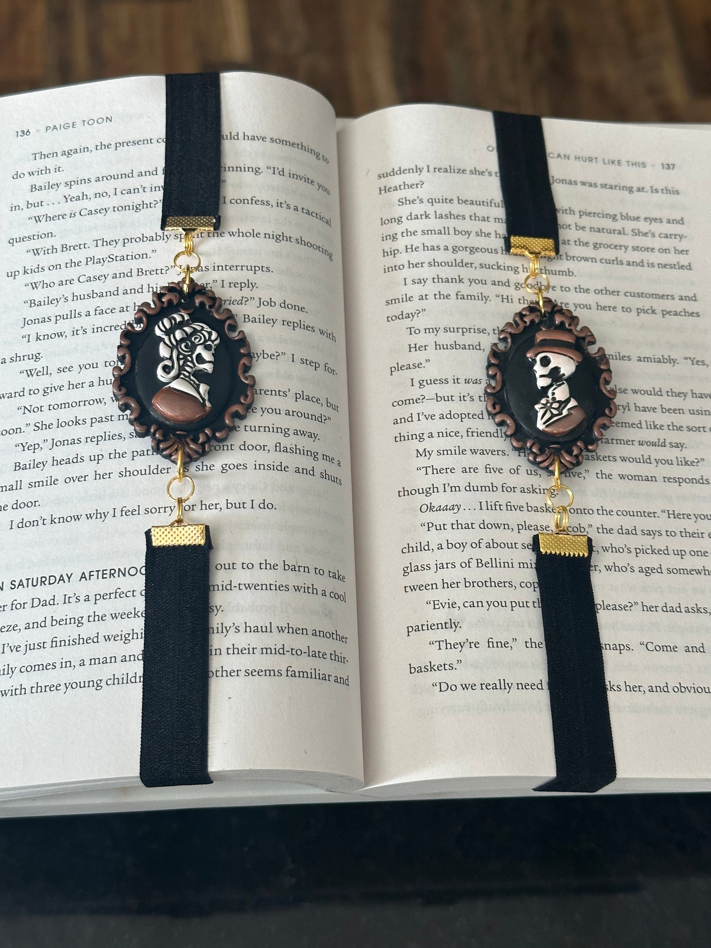 Vintage Cameo Bookmarks