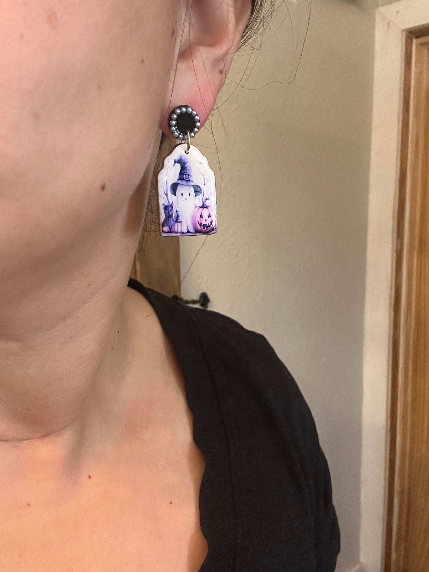 Spooky Cute Ghost Earrings – Witch Hat, Lantern, Cat & Pumpkin with Pearls