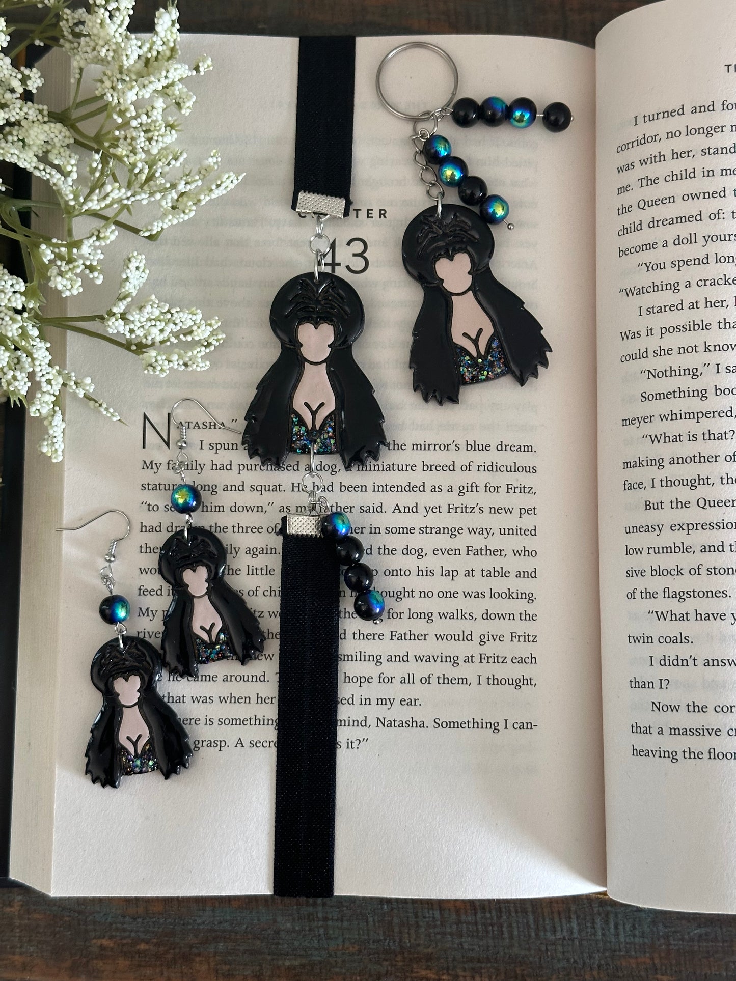 Elvira, Bookmarks, Book Lovers, Elastic Bookmarks, Mistress of the dark, Halloween, Halloween Bookmarks, Spooky